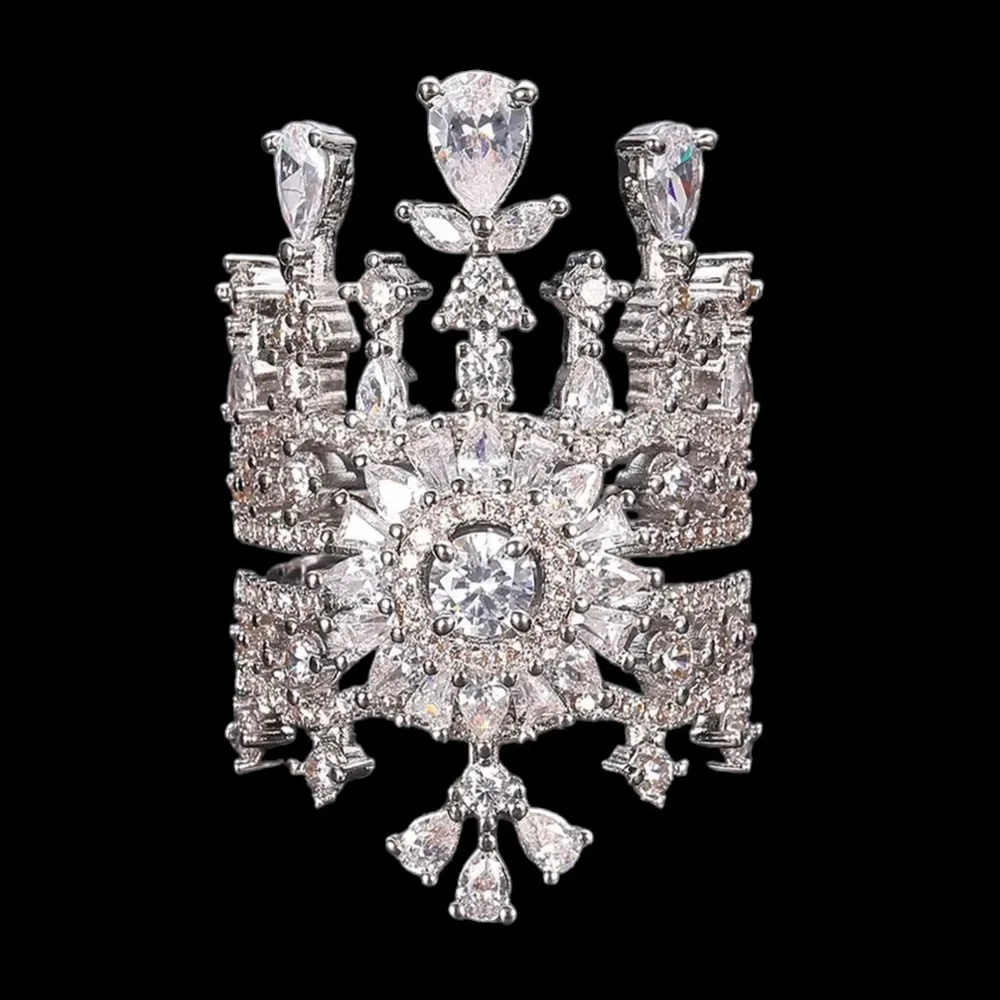 GORGEOUS Diamond & Platinum Crown Ring